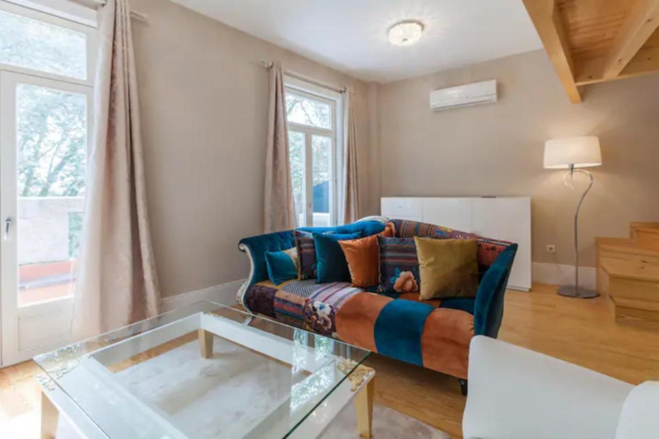 Guestready - Beige Glamour Porto Bagian luar foto